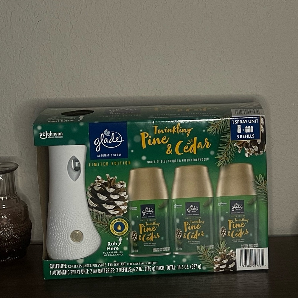 Glade automatic spray variety pack Pine and Cedar